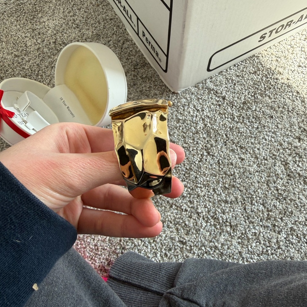 Vintage Gold Watch - Picture 2 of 4
